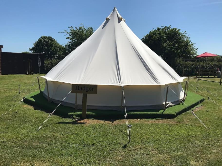 Cox Hill Glamping Badger Hotel Truro Exterior foto