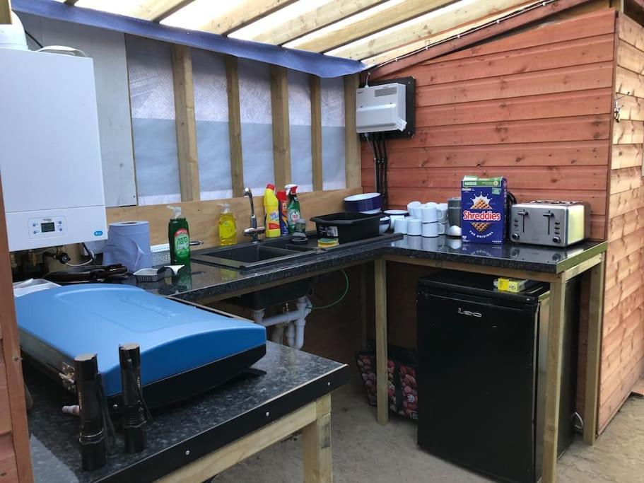 Cox Hill Glamping Badger Hotel Truro Exterior foto